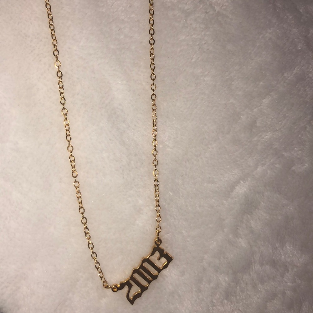 2003 Instagram necklace